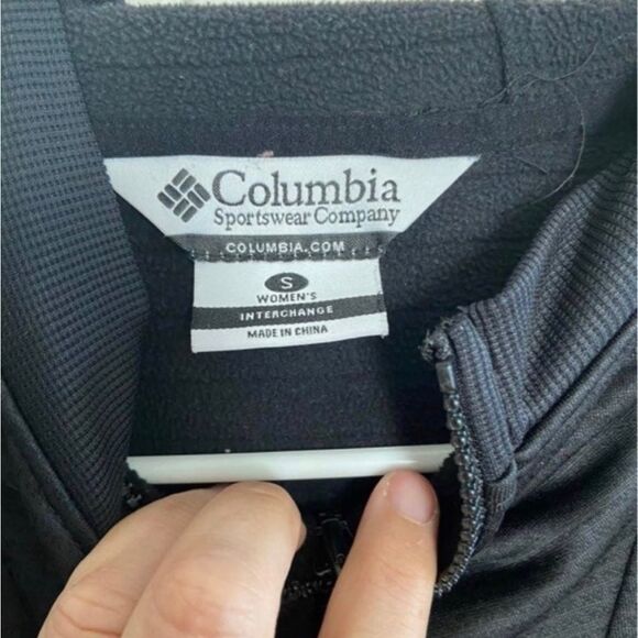 Columbia black hooded LIGHTWEIGHT zip up SMALL - Picture 5 of 8